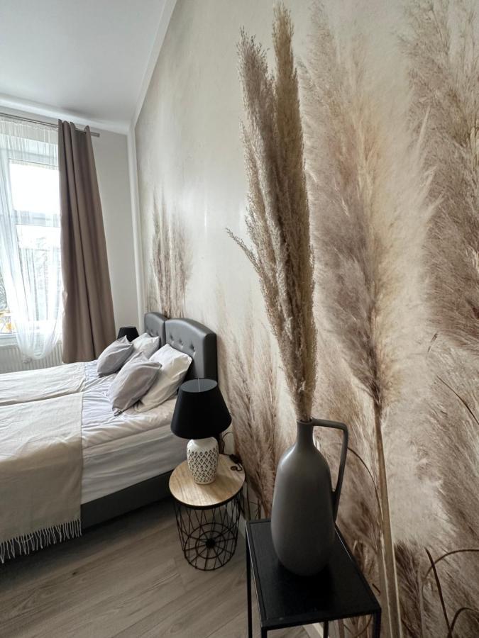 Apartament Wroclawia Extérieur photo