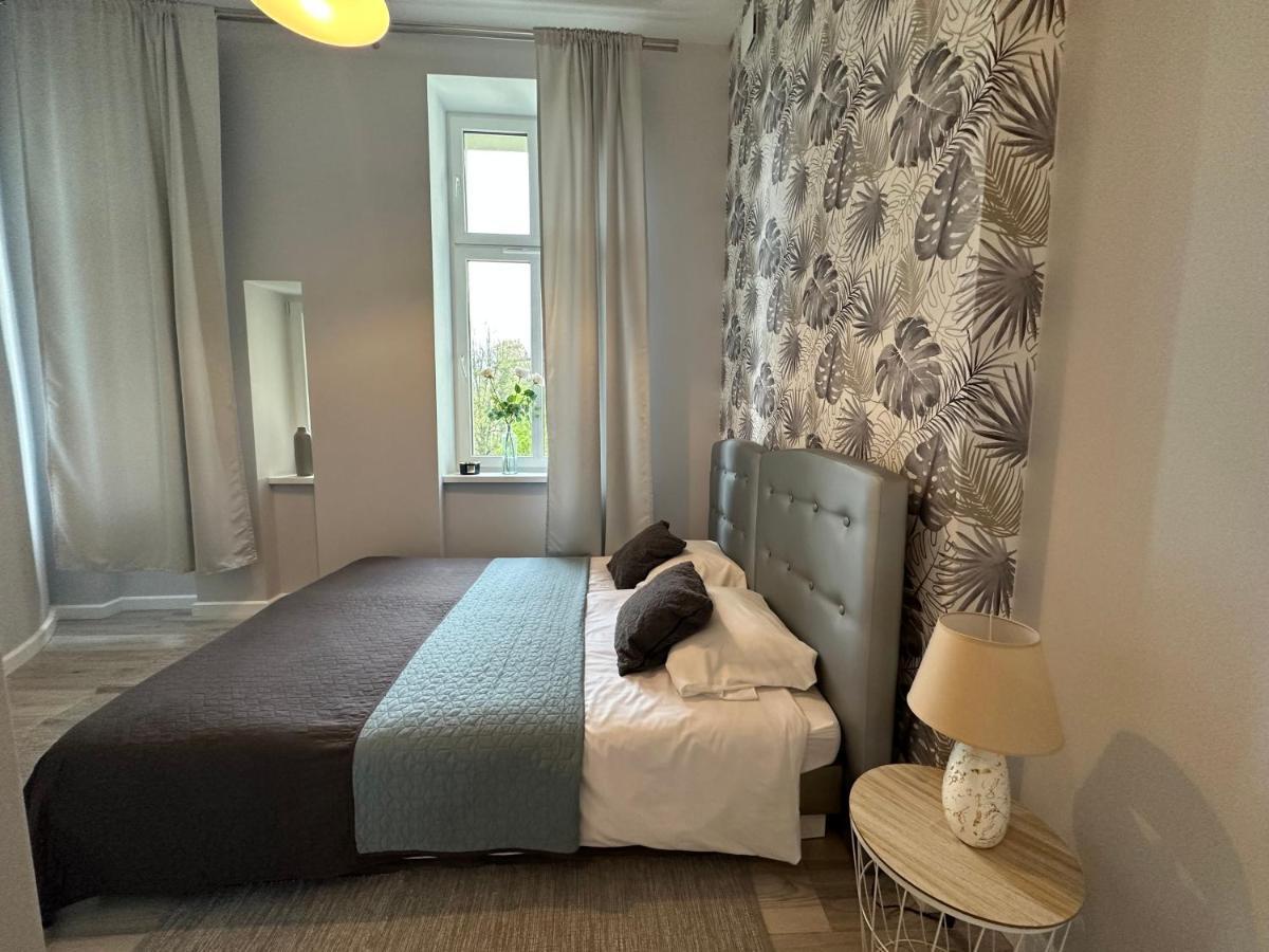 Apartament Wroclawia Extérieur photo