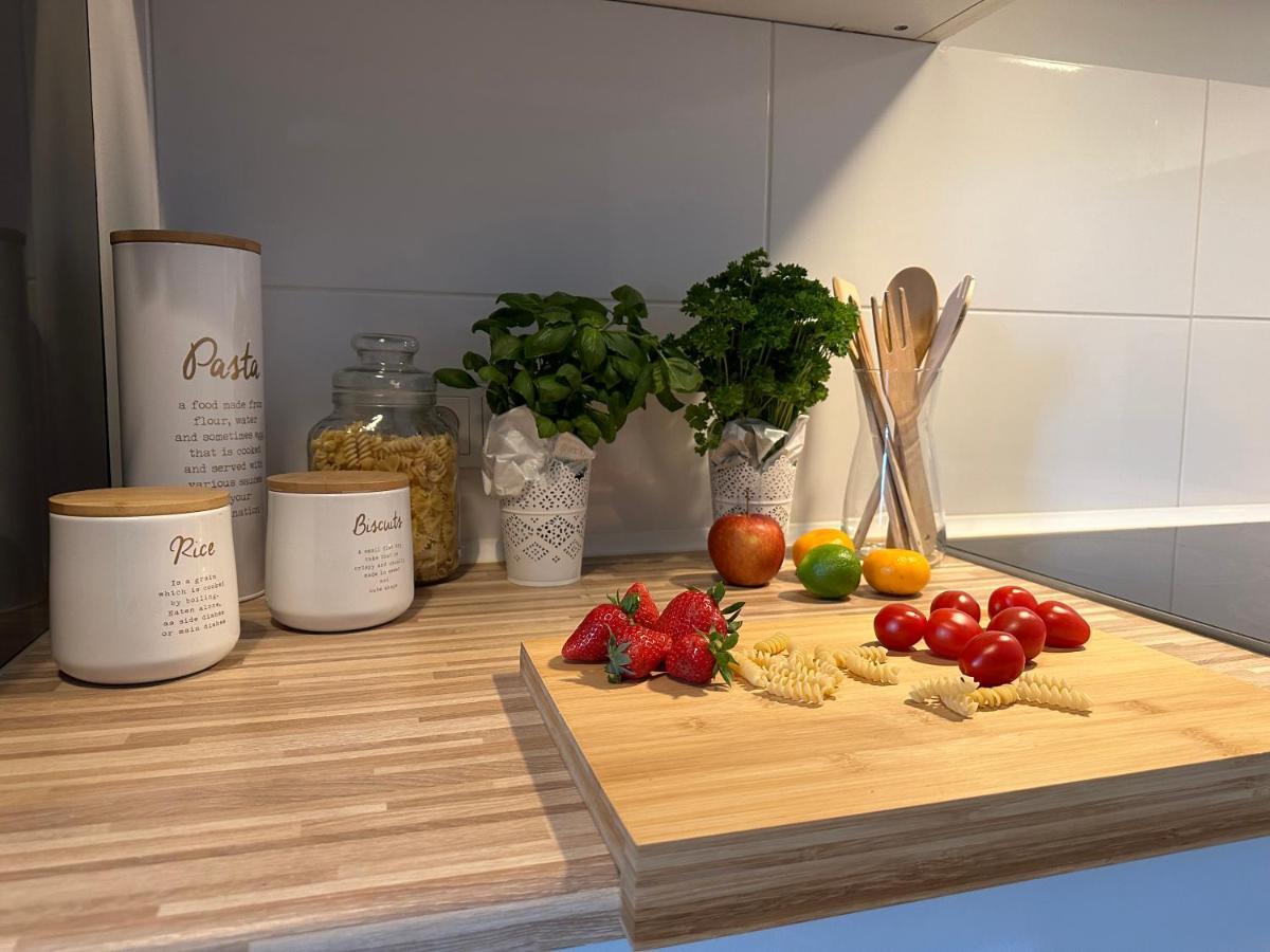 Apartament Wroclawia Extérieur photo