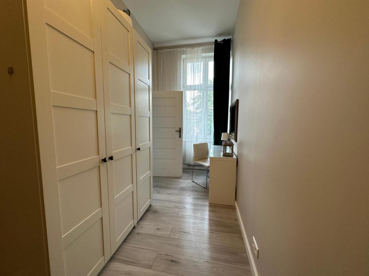 Apartament Wroclawia Extérieur photo