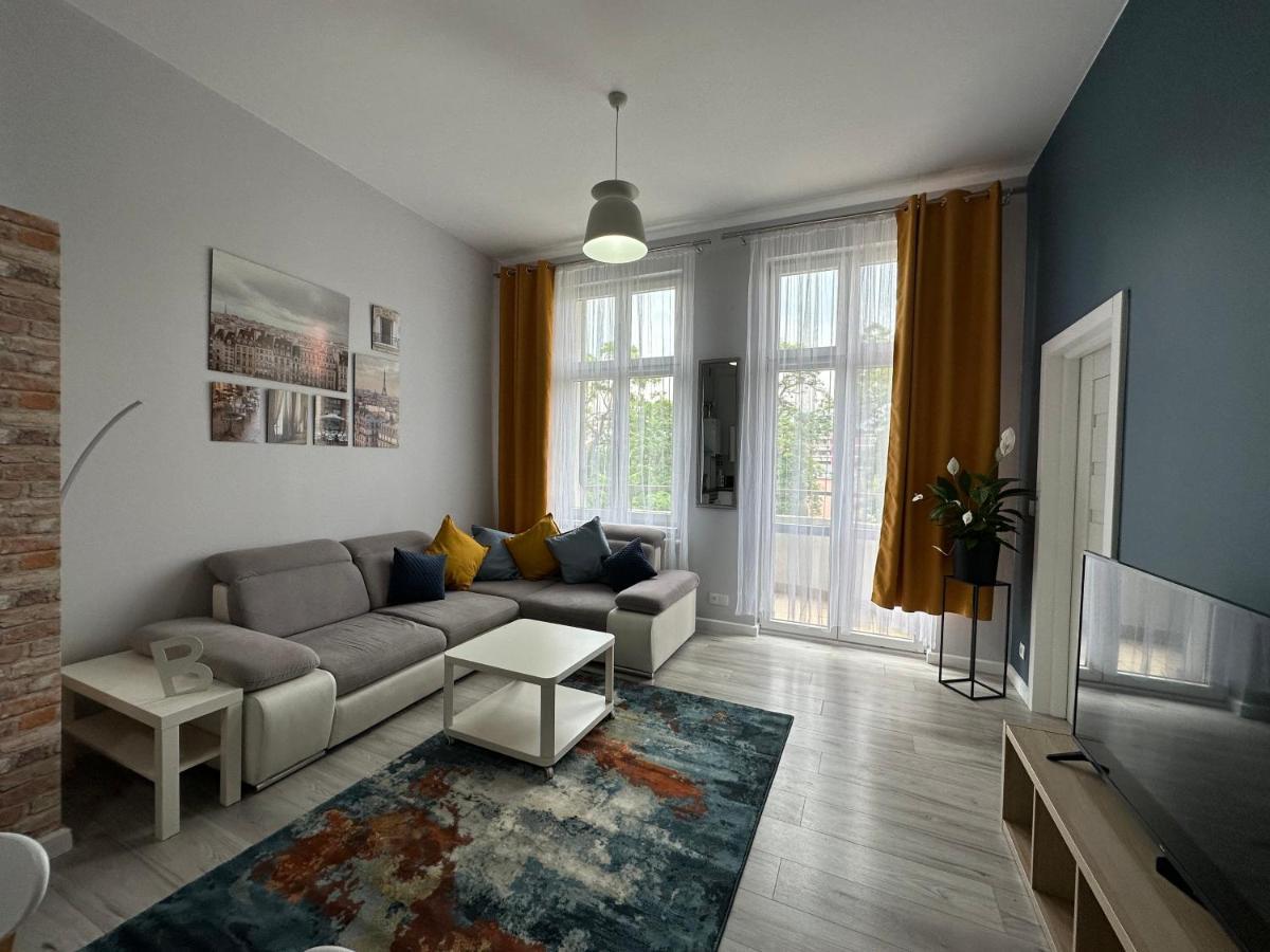 Apartament Wroclawia Extérieur photo